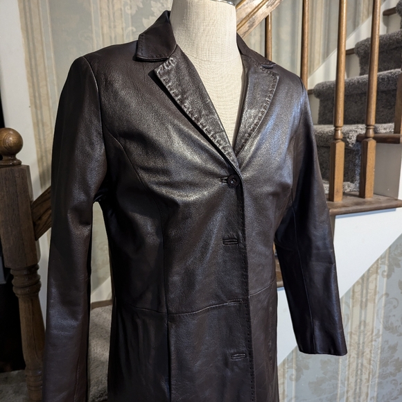 Leather coat - Picture 3 of 8